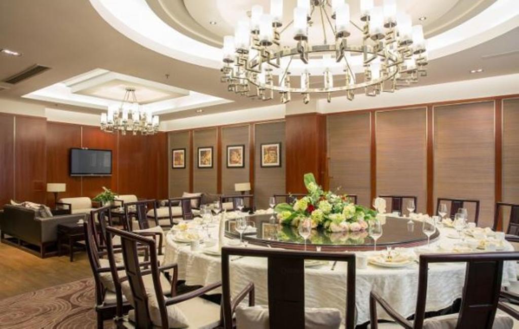 Langzhong Grand Hotel Shahepu Exteriér fotografie